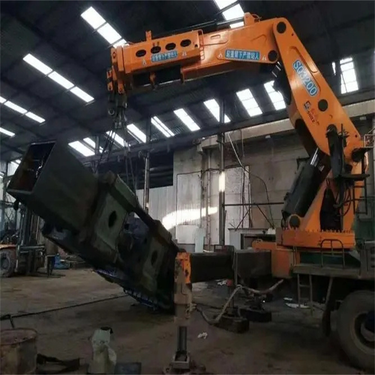 魏都200吨折臂吊出租