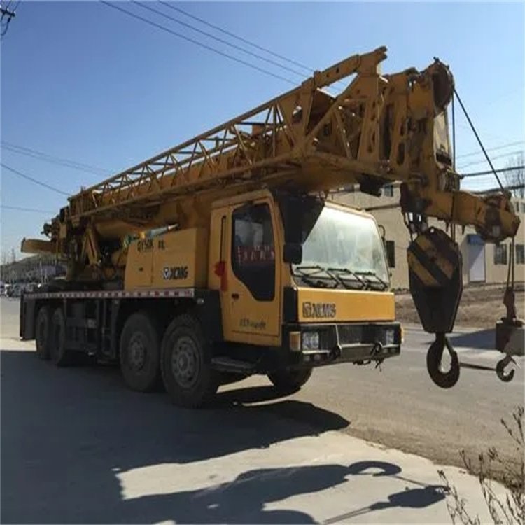 魏都哪里有专业吊车出租